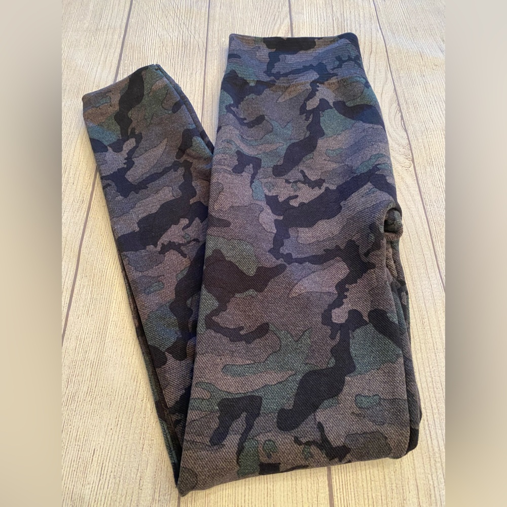 Cute Camouflage Leggings